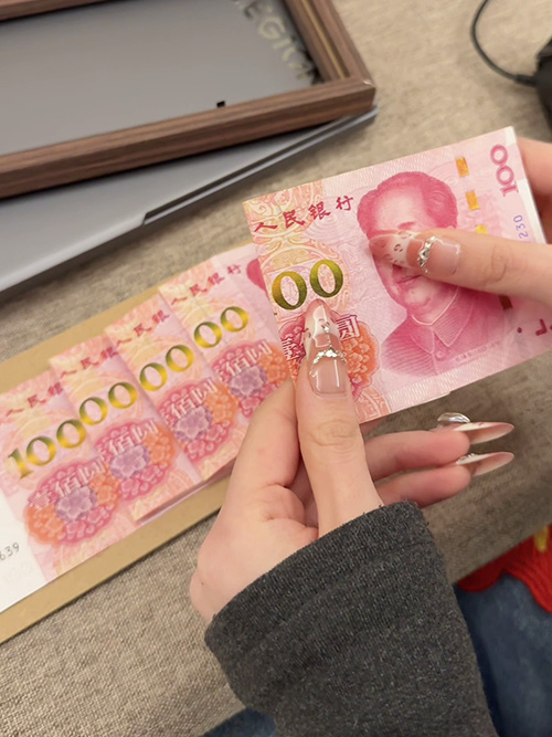 100亿相框